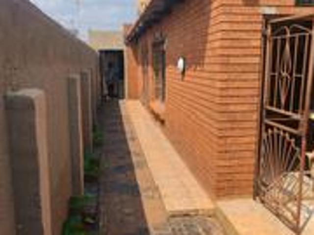 a 3 bedrooms house on the market in.