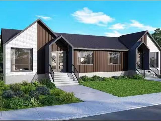 A 40 Ch. Crouch, Val Des Monts, QC, J8M 1M9 house for sale.