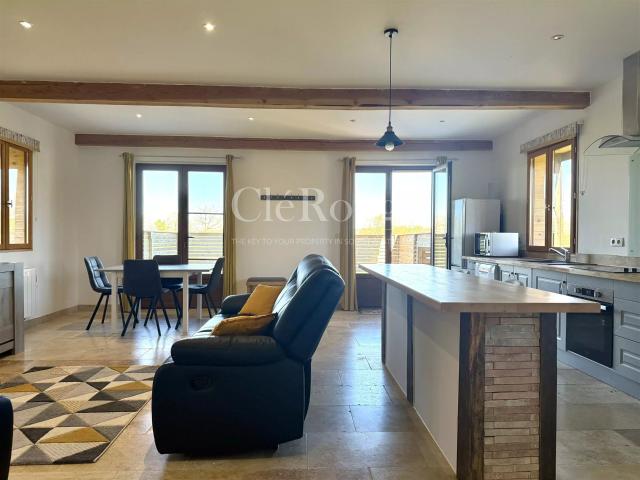À 5 minutes d'Eymet Domaine rénové de 7 chambres avec pisc. 415m² Eymet