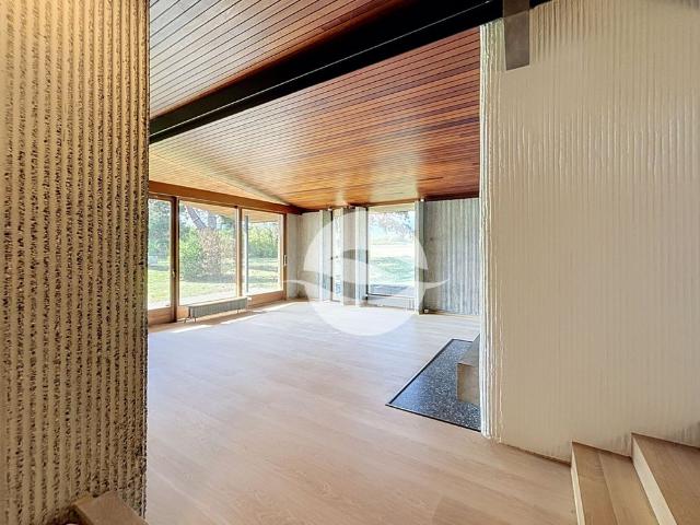 A 6 room architect designed villa—coup de cœur