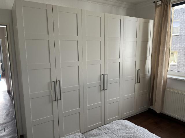 A 75 square meter, fully equipped apartment with charm in a historic building from the Wilhelminian era, Duisburg Amsterdam Apartments for Rent