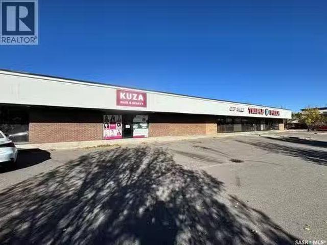 A 708 Victoria Avenue, Regina, SK, S4N 0R3 commercial for le.