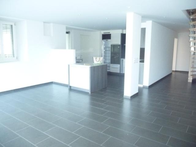 A 8 km de Rolle, magnifique 5½ pièces en duplex