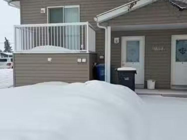 A 9804 99 Street, Wembley, AB, T0H 3S0 house for lease List.