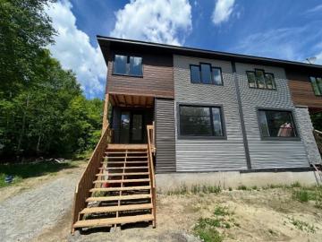 A 9 Ch. Du Lac Huot, Val Des Monts, QC, J8N 1E2 house for sale | Listing ID 16459 | Royal LePage
