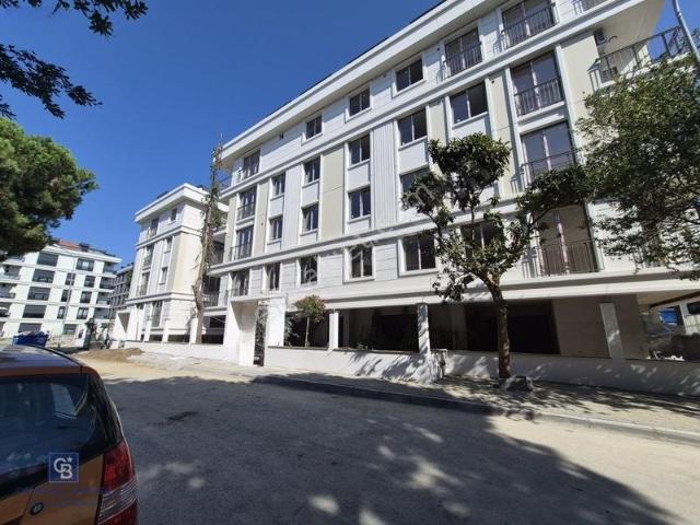 Acıbadem Bayır Sokakta Satılk Sıfır Daire
