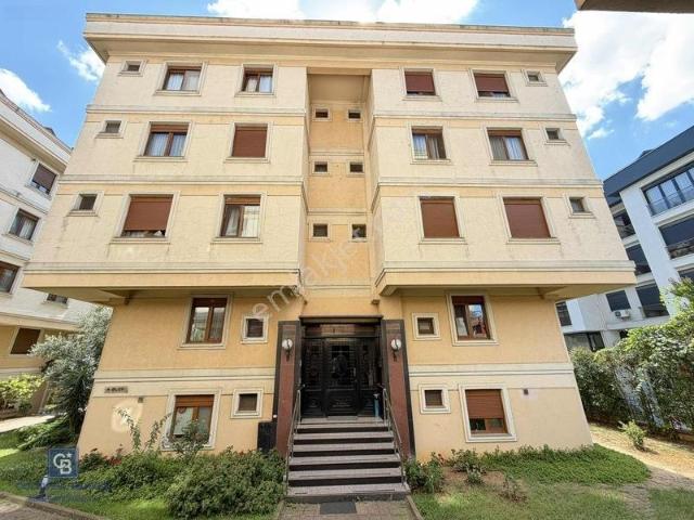 Acıbadem İmtaş Sitesi Bahçe Katı Satılık 3+1