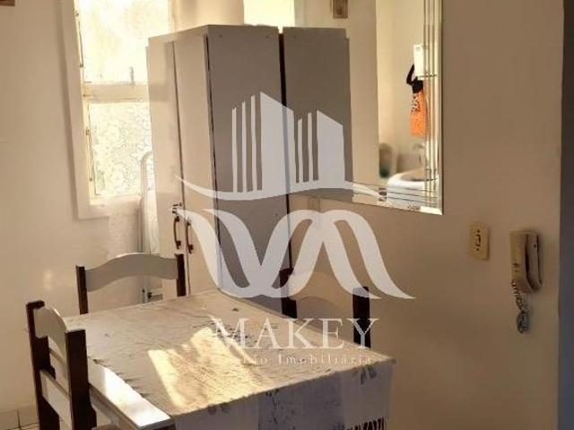 Ac. Financiamento. Apartamento de 2 dormitórios com piscina, 52m². Condomínio Res. Santa Felicidade