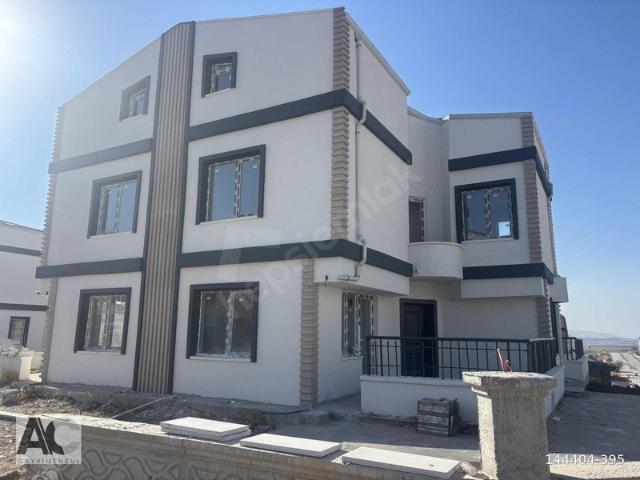 AC GAYRİMENKULDEN SIFIR LÜKS YAPILI VİLLA