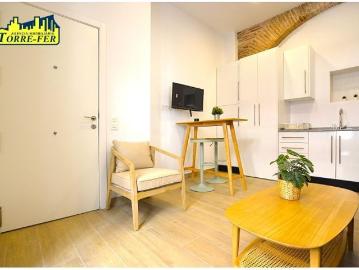 ACOGEDOR Y CENTRICO APARTAMENTO EN ALQUILER