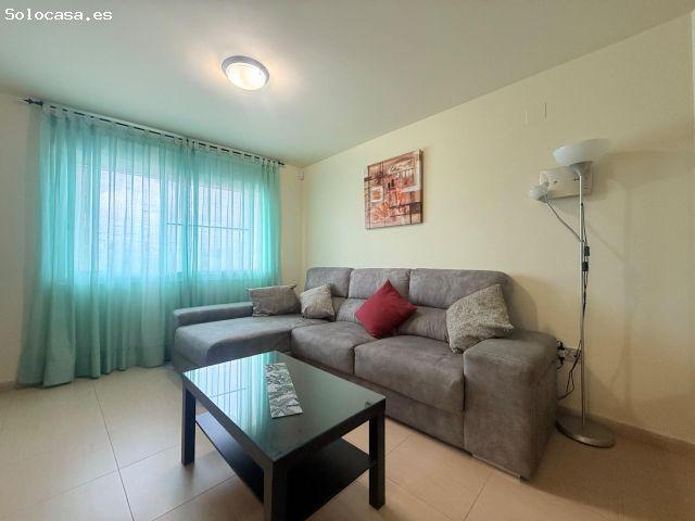 Acogedor y luminoso, apartamento en Camarles