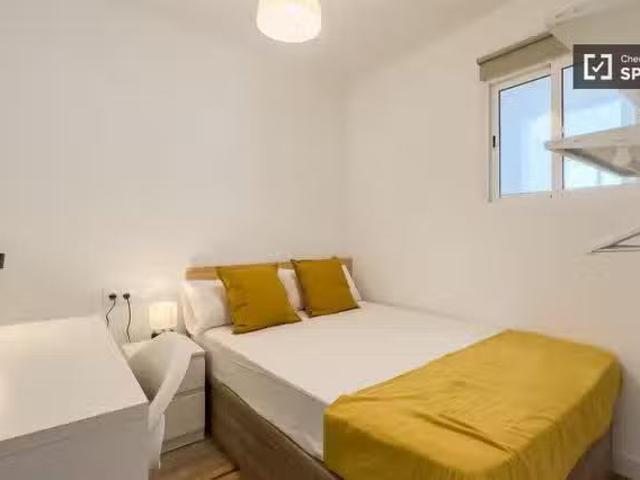 Nuevo Acogedora habitación en apartamento de 5 dormitorios, Ho.