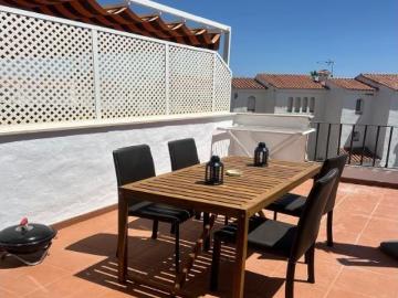 Acogedor apartamento a metros de la playa en Marina de Casares – Disponible para alquiler de 6 me