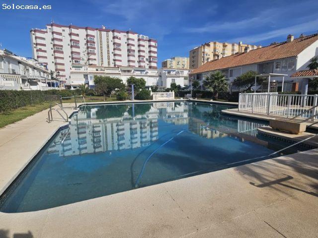Acogedor apartamento con piscina en Torrox Costa