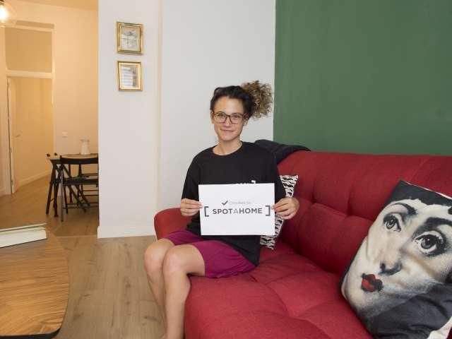Apartamento de 1 dormitorio en alquiler en Embajadores, Madrid