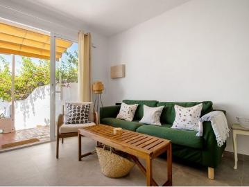 Acogedor apartamento de 2 dormitorios con terraza y piscina en Capistrano – Nerja