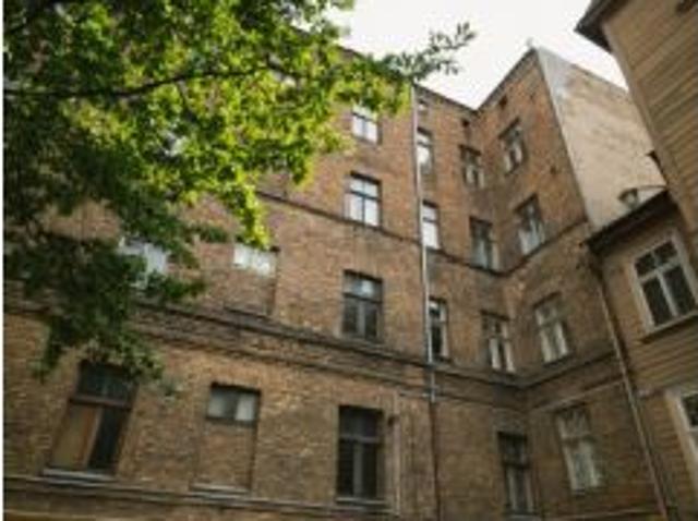 Acogedor apartamento de 2 dormitorios en alquiler en Avoti