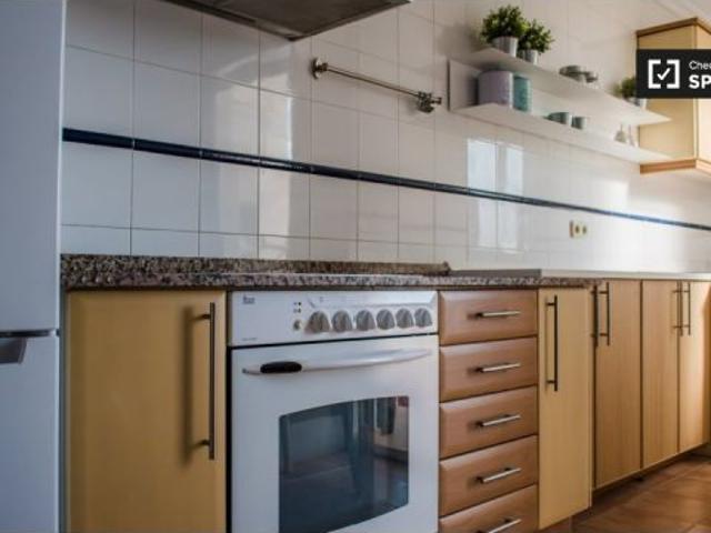 Acogedor apartamento de 2 dormitorios en alquiler en Patraix