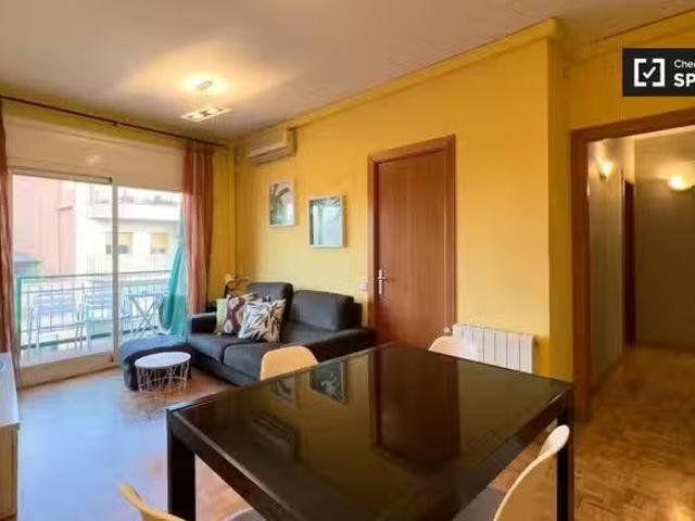 Acogedor Apartamento de 3 dormitorios en alquiler en Sant Andr.