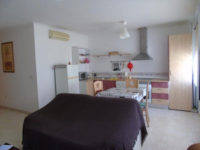 Acogedor Apartamento en Alquiler en Plaza Arenal, Alcázar de San Juan por solo €530