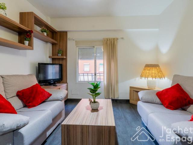 ACOGEDOR APARTAMENTO REFORMADO EN NOU MOLES, L´OLIVERETA, VALENCIA