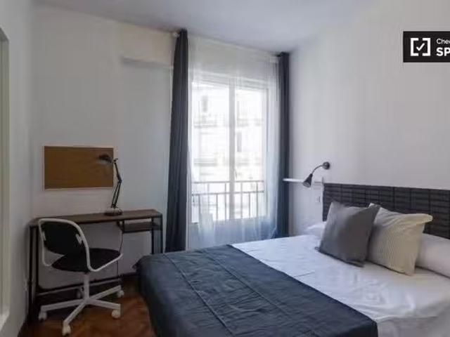 ¡Recién llegado! Bonita habitación en alquiler en el centro de.