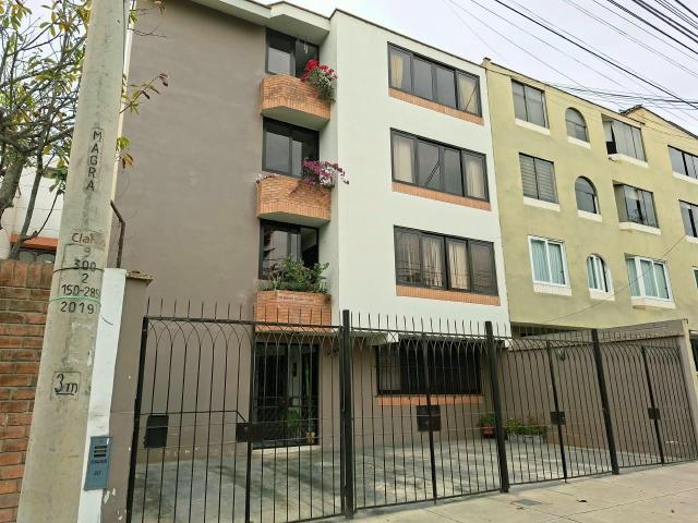 Acogedor Depa Semiamoblado En Av. Vicus Surco