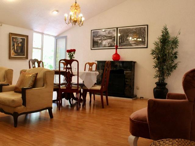 Acogedor departamento con terraza y vista al jardín en Vista Hermosa amueblado