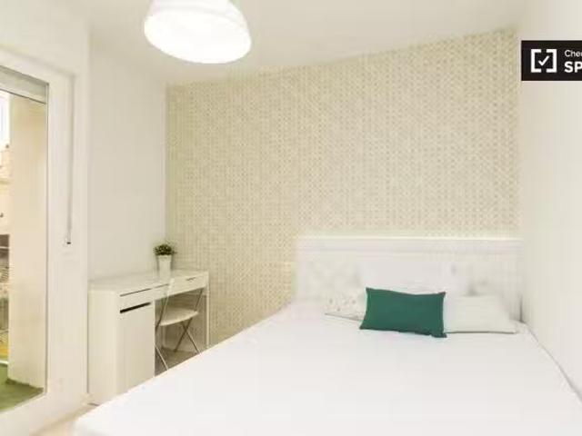 ¡Renta! Elegante apartamento de 1 dormitorio en alquiler en Pr.
