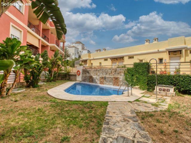 ¡Acogedor estudio con terraza privada en Rincón de la Victoria!