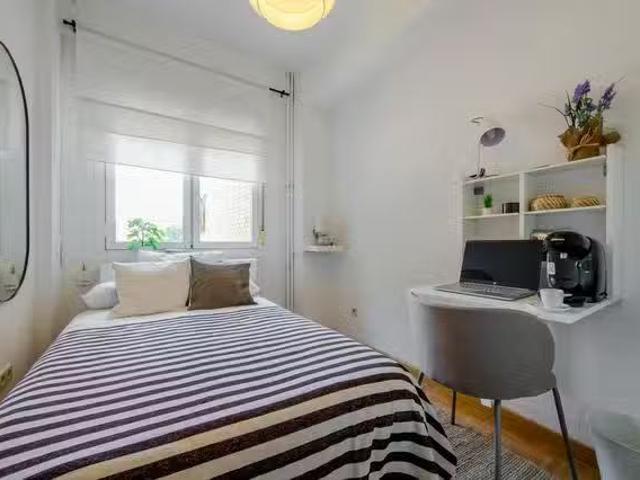 ¡Oferta! Habitación en Avenida del Llano Castellano, Valverde