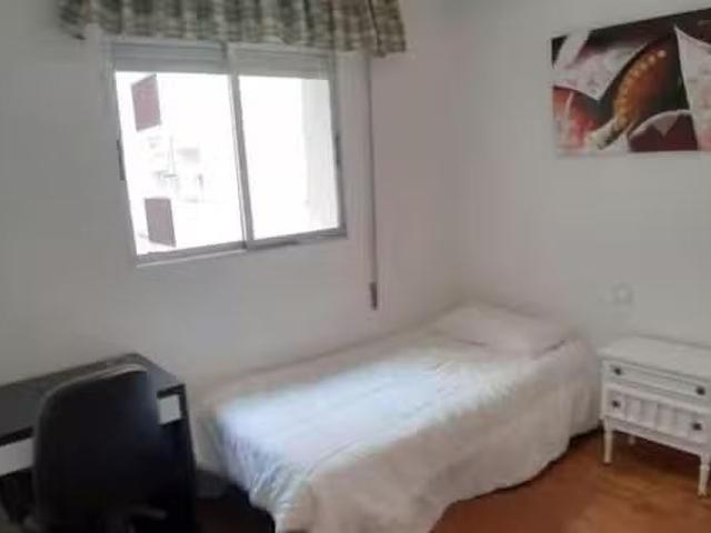 Bonito Habitación en Calle Nueva, Casillas