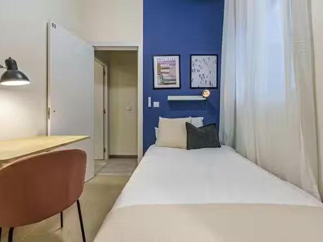Único Habitación en Calle Álamos, La Merced