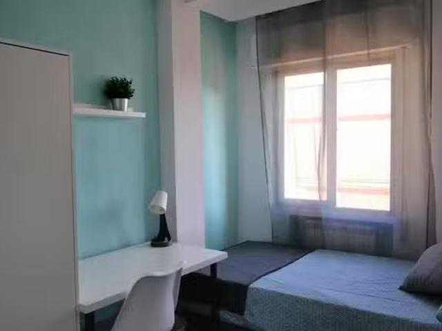 Único Habitación en Calle Andalucía
