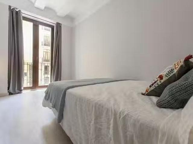 ¡Oferta! Habitación en Calle Calatrava, La Seu