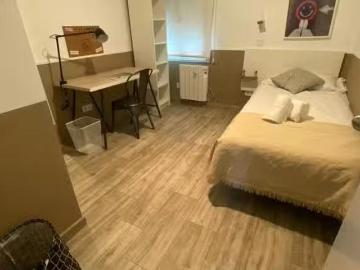 ¡Recién llegado! Habitación en Calle Daoíz