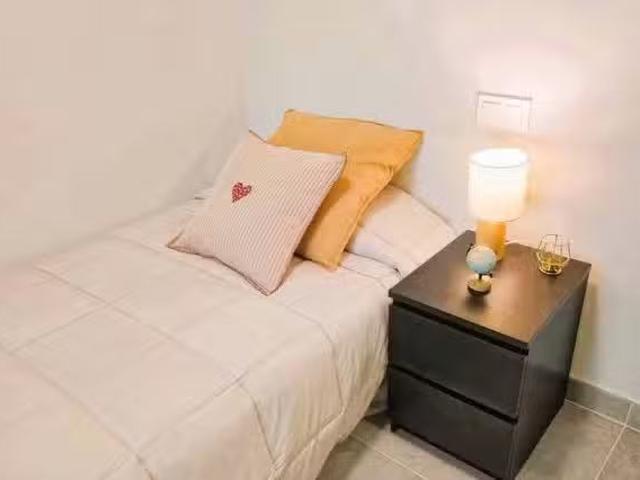 Nuevo Habitación en Calle de Cartagena
