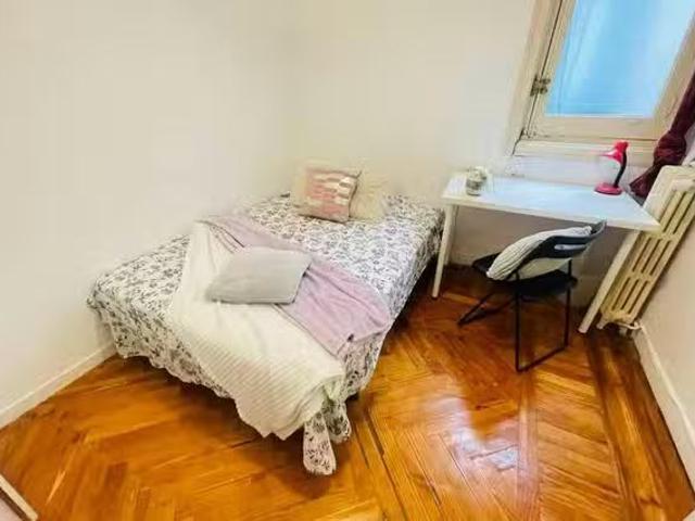 Barato Habitación en Calle de Ferraz, Argüelles