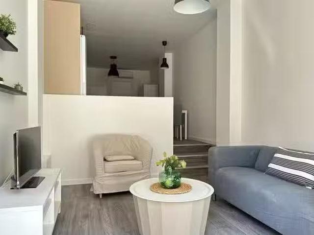 ¡Recién llegado! Habitación en Calle de Pradales, Lucero