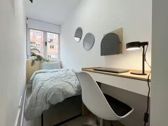 Único Habitación en Calle de San Dacio, Valverde