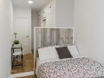 Bonito Habitación en Calle del Conde de Romanones