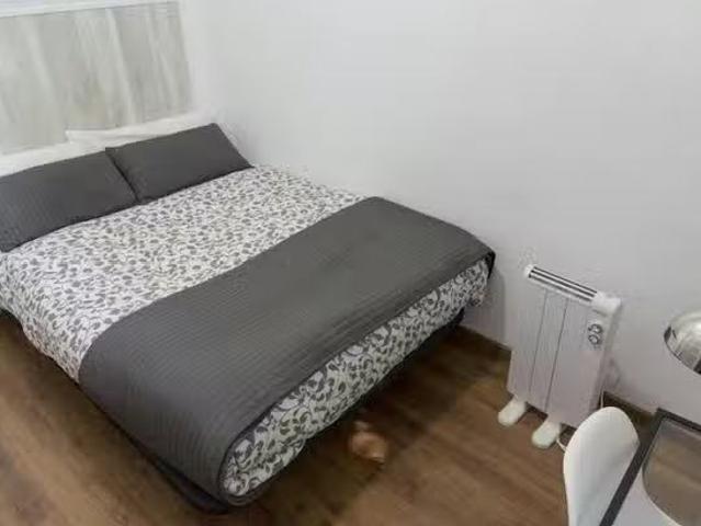 ¡Renta! Habitación en Calle del General Lacy, Palos de Moguer