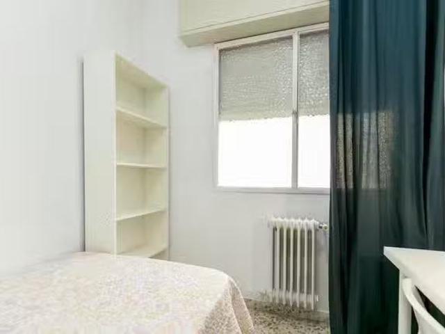 Acogedor Habitación en Calle Pedro Antonio de Alarcón, Camino.