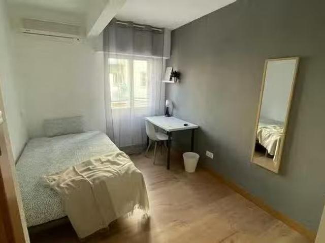 ¡Recién llegado! Habitación en Calle Polvoranca