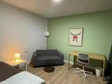 Acogedor Habitación en Calle Roma, Guindalera