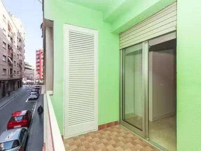 Único Habitación en Carrer de Tetuán