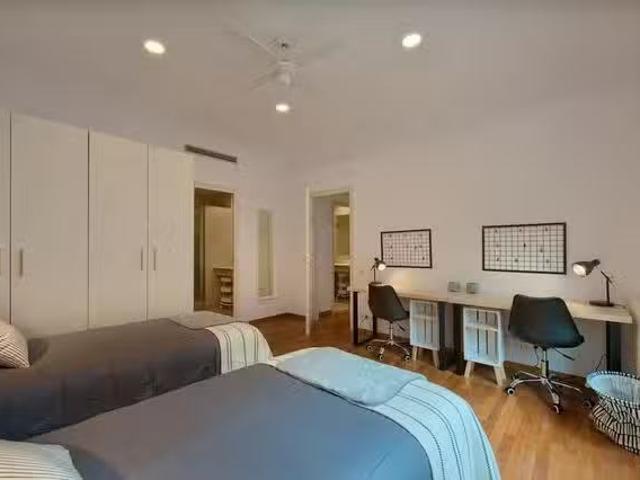 ¡Oferta! Habitación en Carrer de Balmes