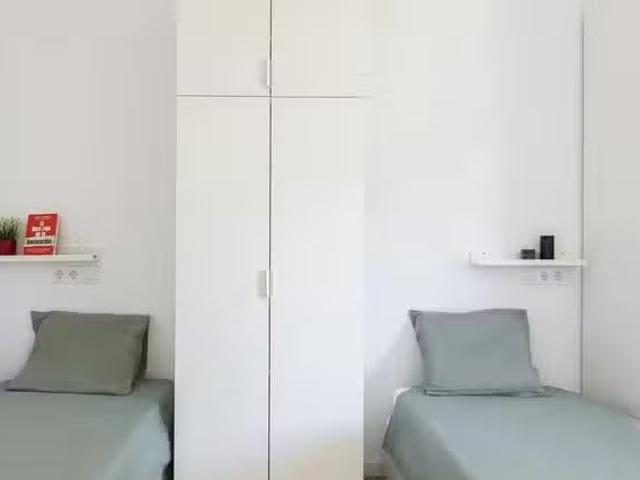 Bonito Habitación en Carrer de Còrsega, l'Antiga Esquerra de l.