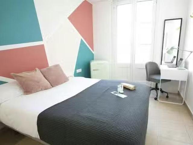 ¡Oferta! Habitación en Carrer de Ferran, El Gòtic