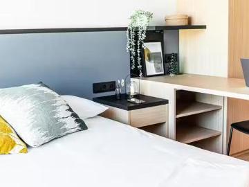 Bonito Habitación en Carrer de Jaume Vicens Vives